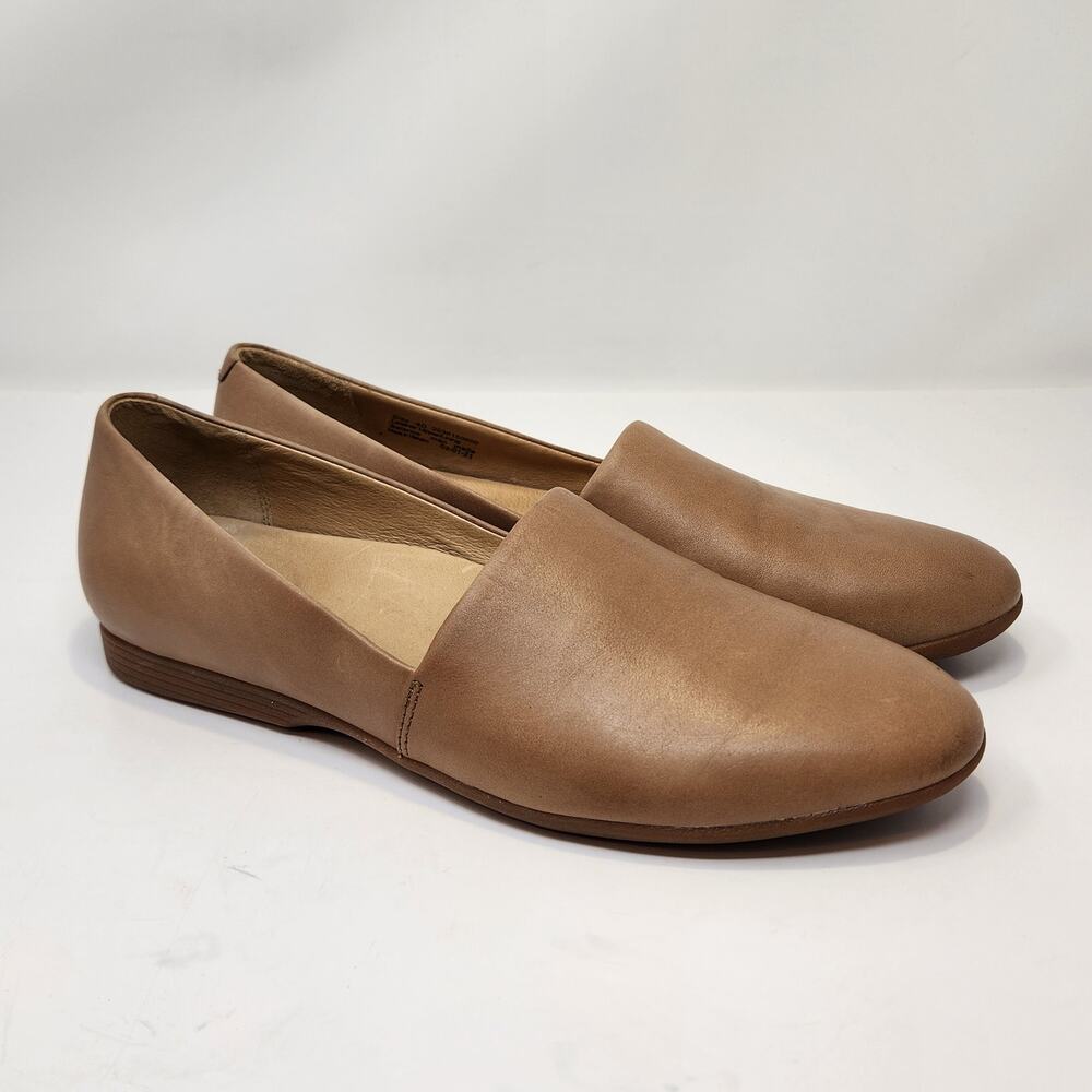 Dansko Larisa Tan Leather Slip On Flats Loafers Women Size 40 US 9.5 10 Comfort